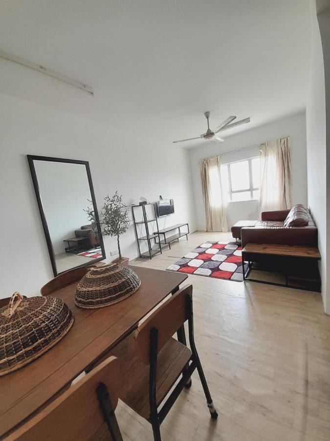 Adinda Homestay Kuala Terengganu Exterior foto